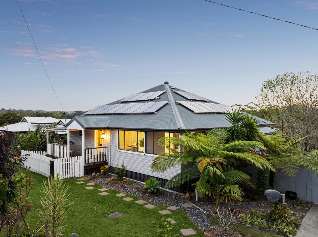 18 Wattle St, Cooroy, QLD 4563