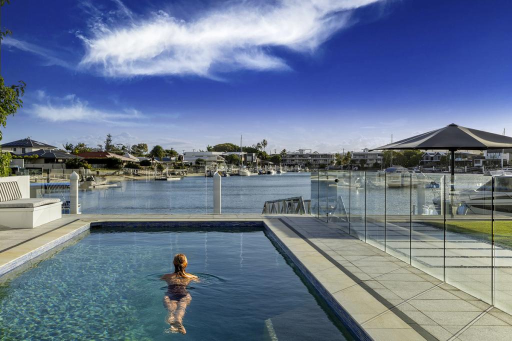 9 Carwoola Cres, Mooloolaba, QLD 4557