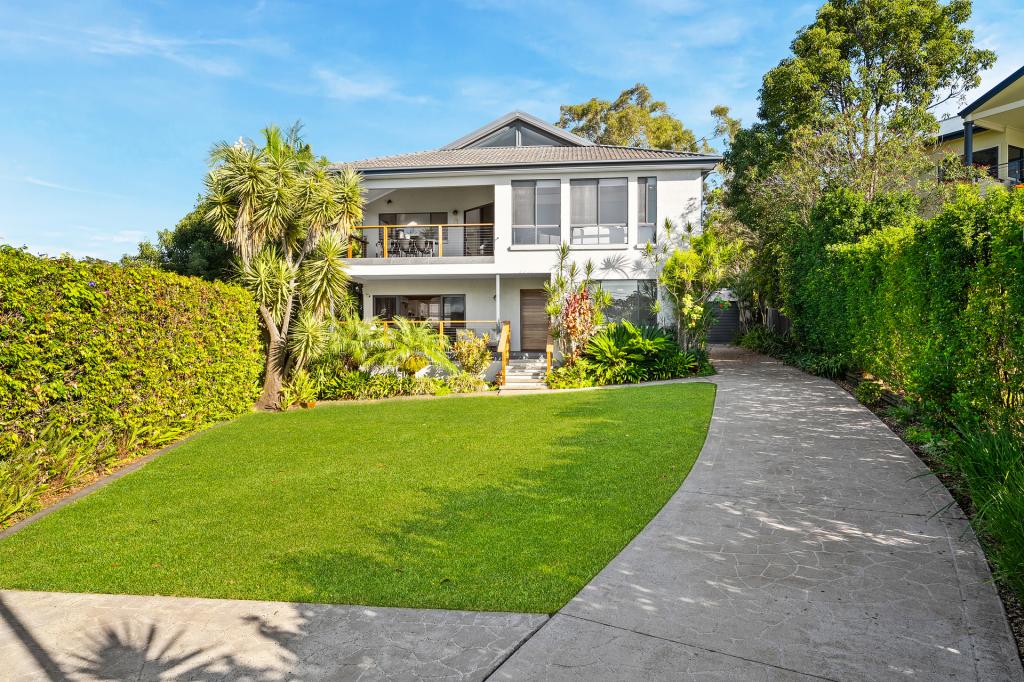 20 Blue Bell Dr, Wamberal, NSW 2260