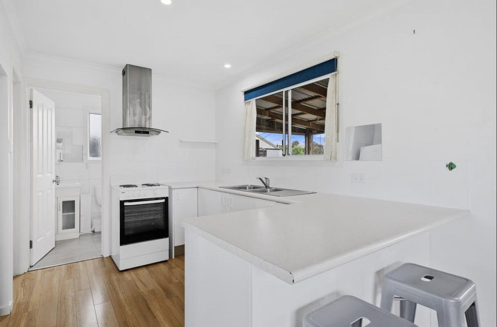 12 Sunny View Ave, Swansea, TAS 7190