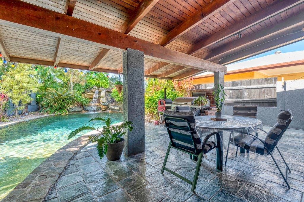 21 Maxwell St, Mossman, QLD 4873