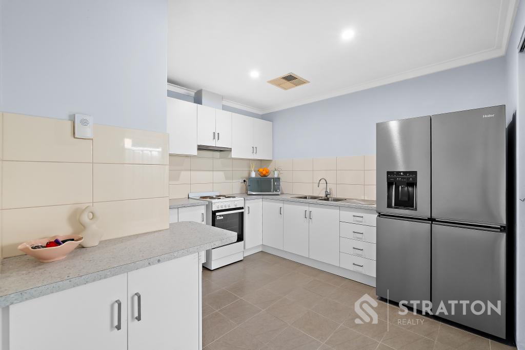 4b Currawong Way, Thornlie, WA 6108