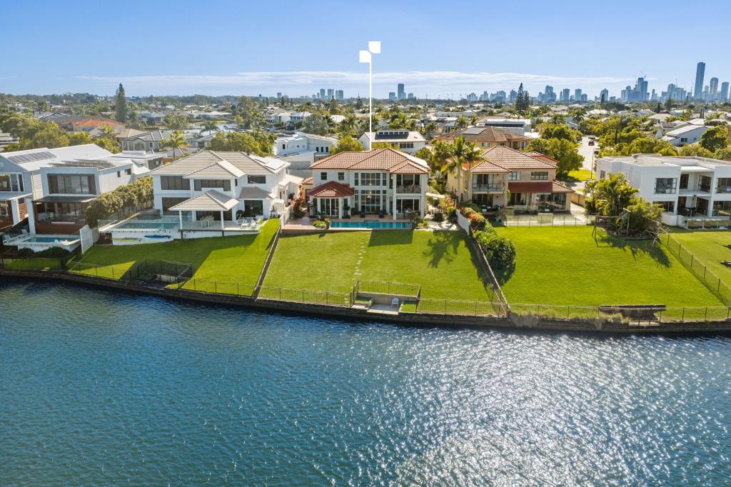 85 Edinburgh Rd, Benowa, QLD 4217