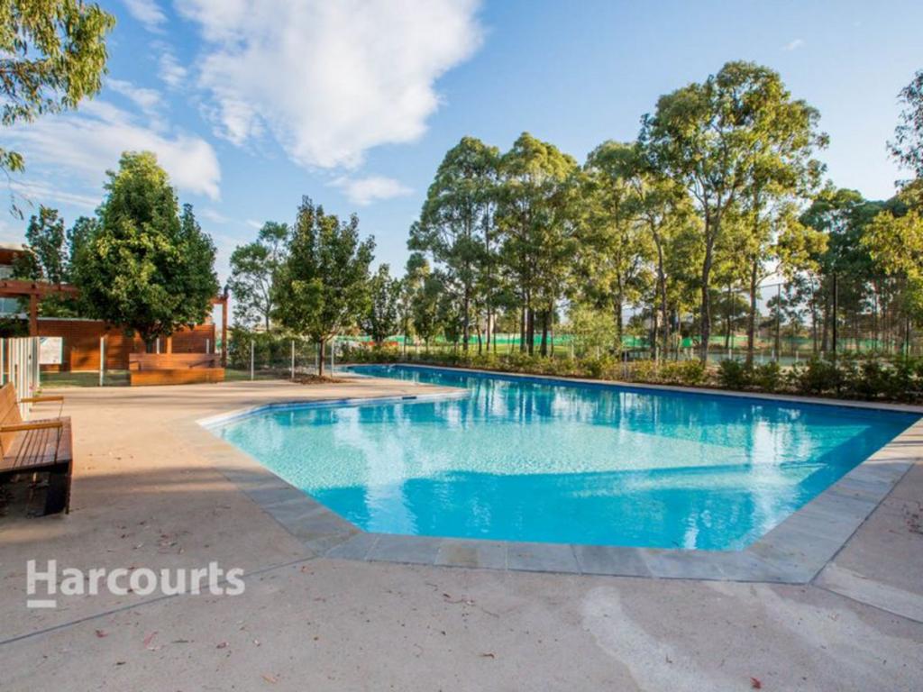 20 Caddies Bvd, Rouse Hill, NSW 2155