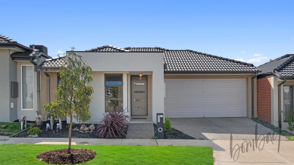 37 Satinwood Cres, Donnybrook, VIC 3064