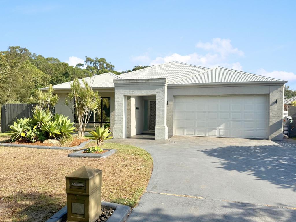 11 Midden Rd, Fern Bay, NSW 2295