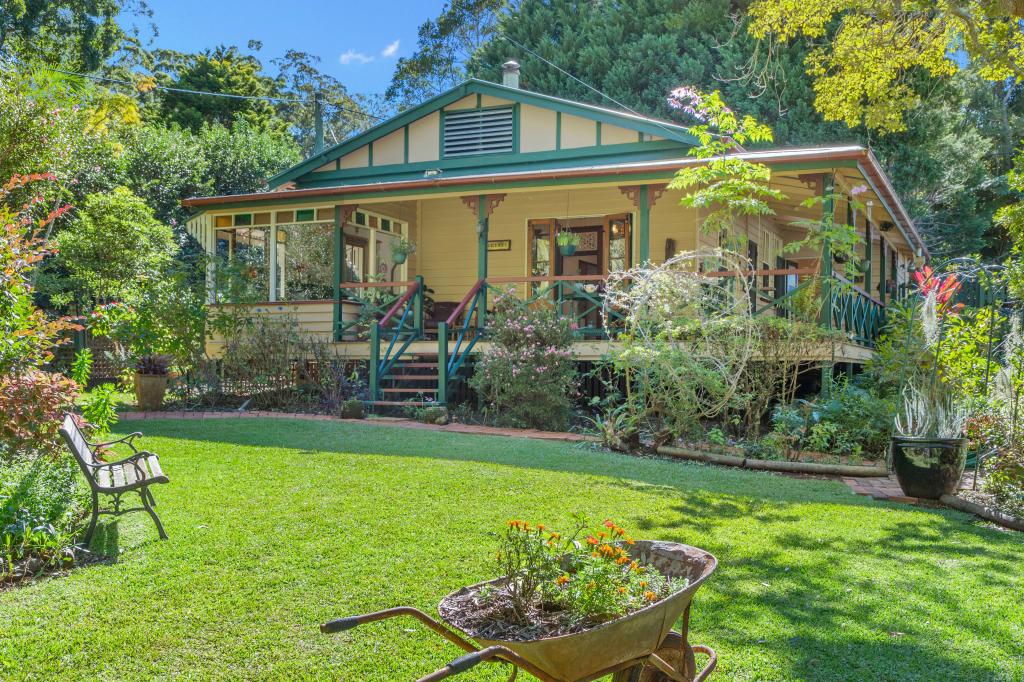 7 Knoll Rd, Tamborine Mountain, QLD 4272