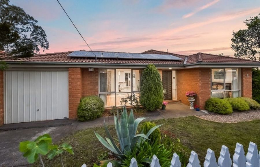 1/4 Springfield Rd, Blackburn, VIC 3130