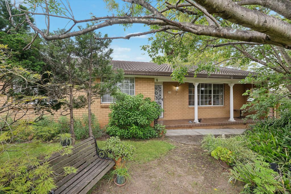 4 Parer St, Springwood, NSW 2777
