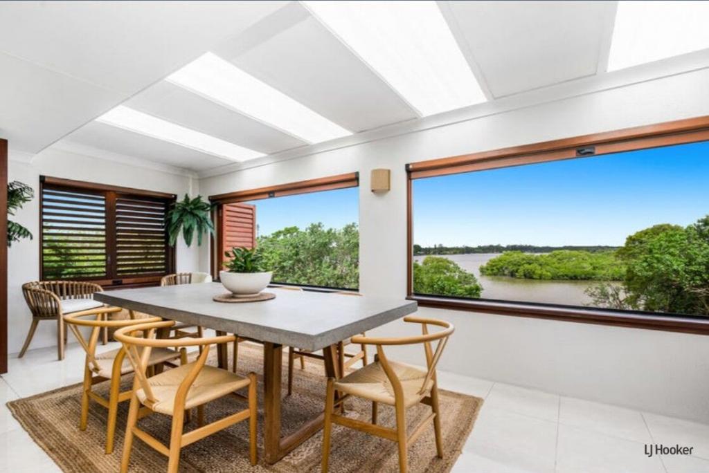 2/31 Bimbadeen Ave, Banora Point, NSW 2486