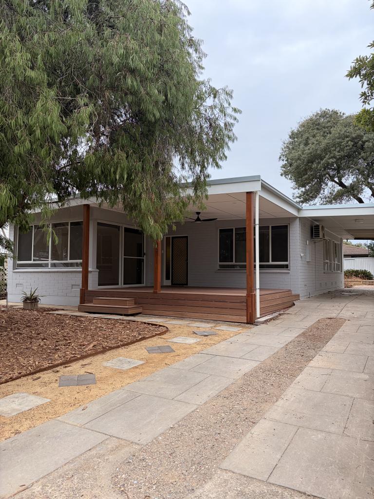 94 Benny Ave, Port Noarlunga, SA 5167