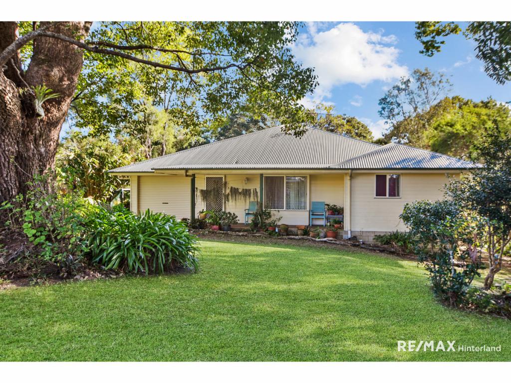 14 Ash St, Maleny, QLD 4552