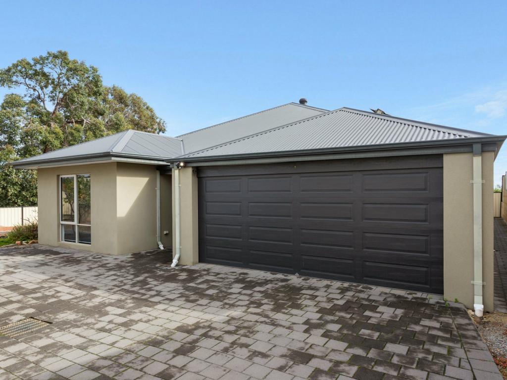 17 Ray Rd, Swan View, WA 6056