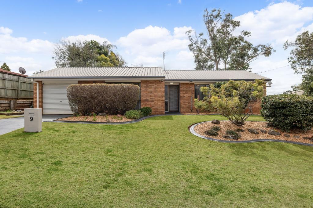 9 Dunemann St, Kearneys Spring, QLD 4350