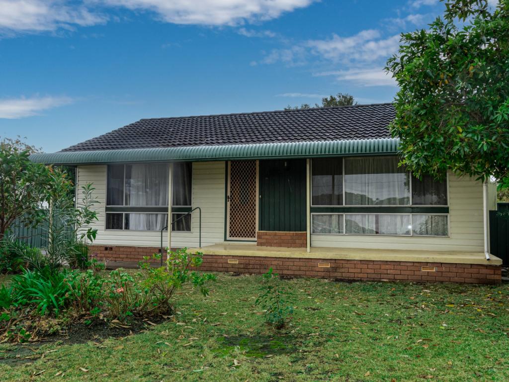 54 Tradewinds Ave, Sussex Inlet, NSW 2540