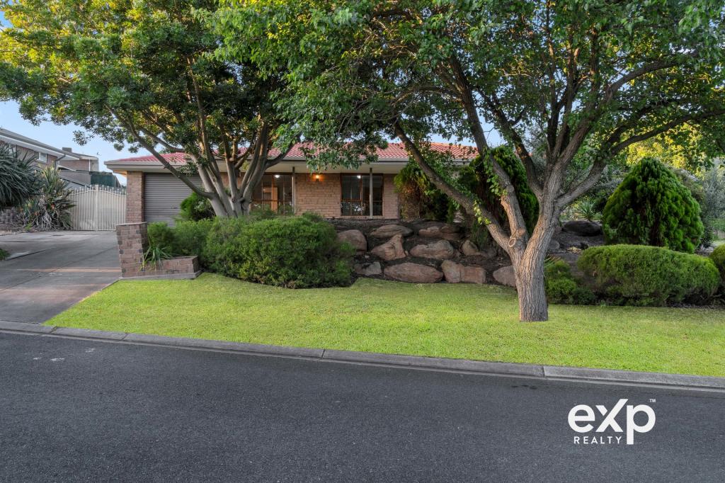 17 Scarborough Ct, Wynn Vale, SA 5127