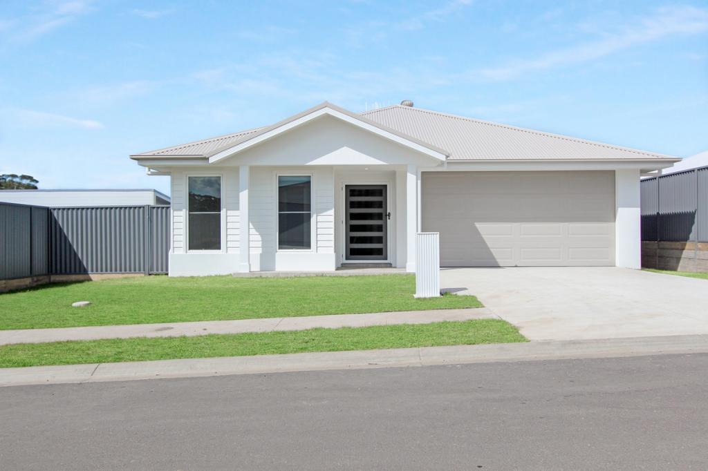 42 Riberry Rd, Thrumster, NSW 2444