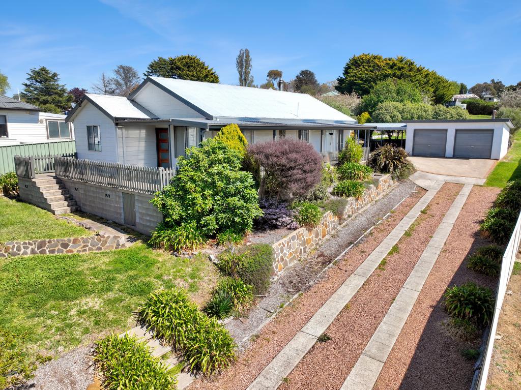 13 Queen St, Bombala, NSW 2632