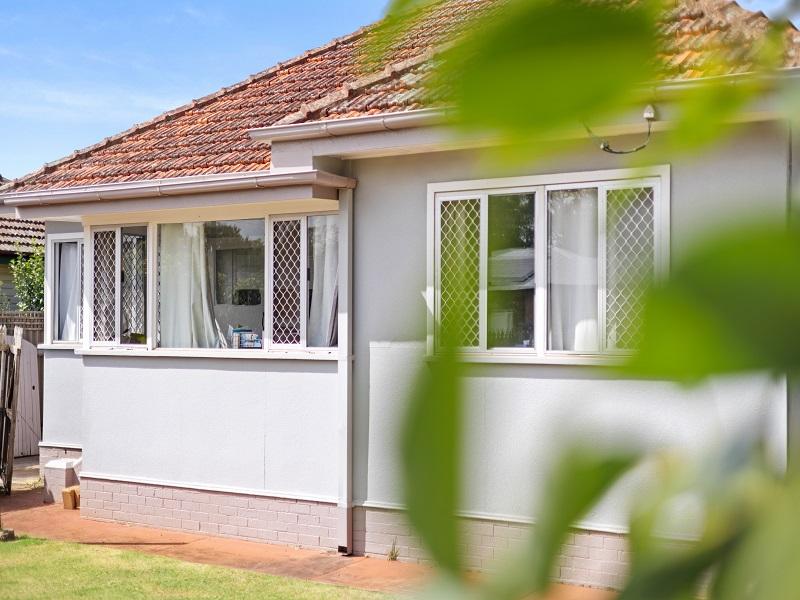 180 Holberton St, Newtown, QLD 4350