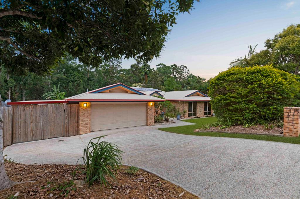 10 Corvus Dr, Cashmere, QLD 4500