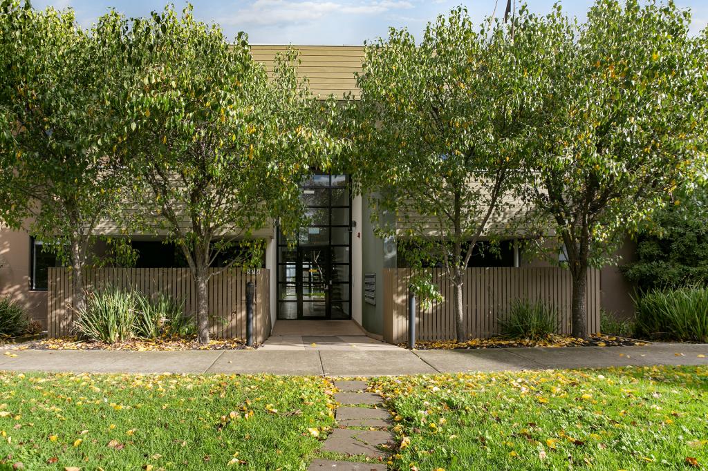 13/6 Crefden St, Maidstone, VIC 3012