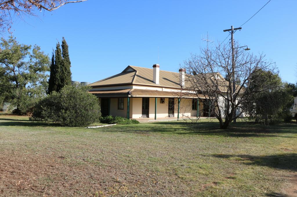696 Back Trundle Rd, Parkes, NSW 2870