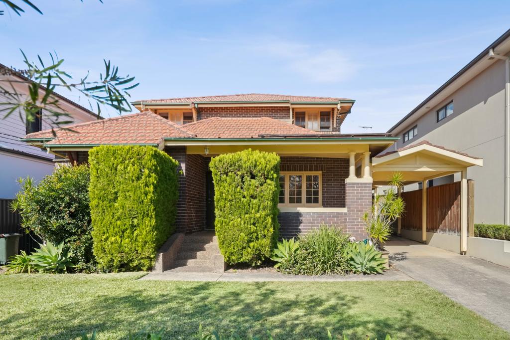 12 Bishop St, Cabarita, NSW 2137