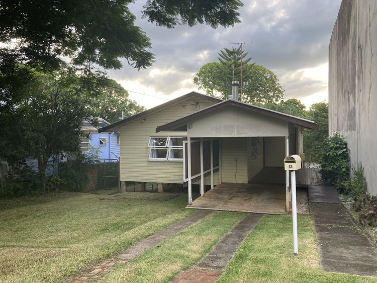 13 Tamper St, Nambour, QLD 4560