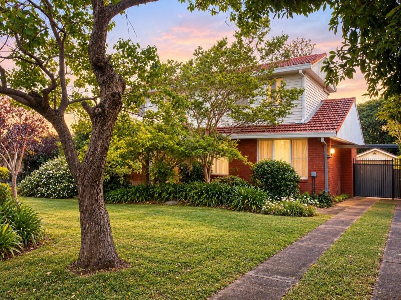 21 Macleay St, Bradbury, NSW 2560