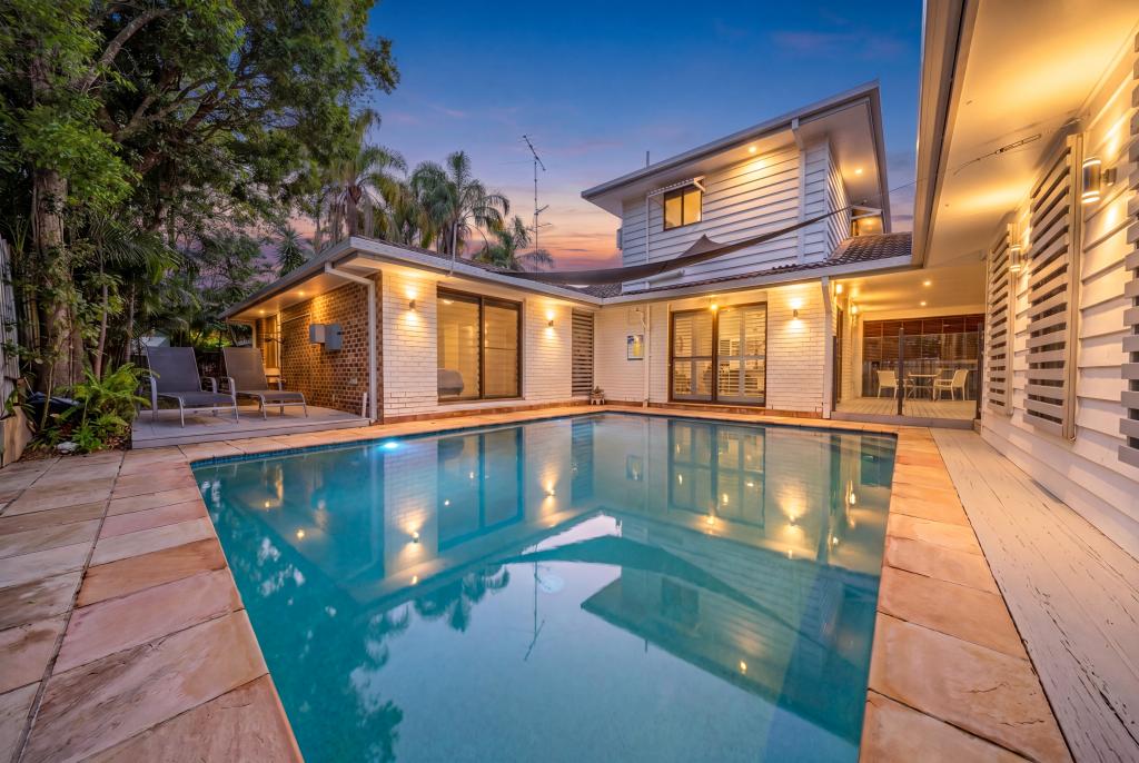 15 Tibor Ct, Ashmore, QLD 4214