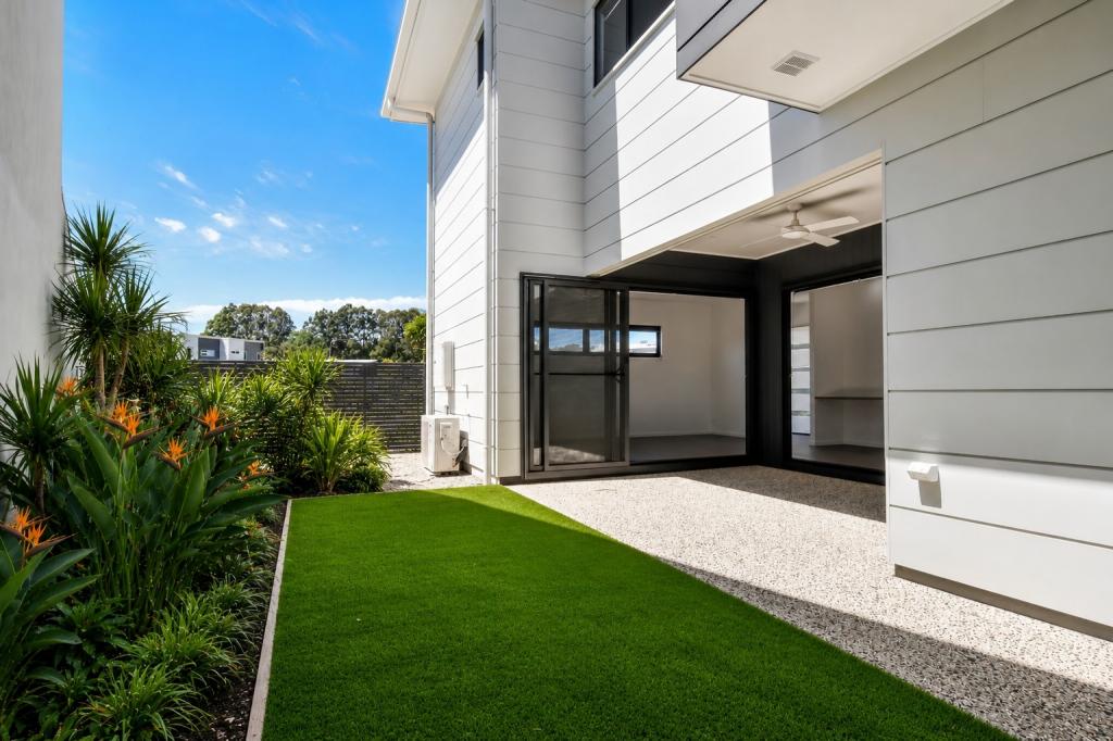 11 CLAREMONT DR, MAROOCHYDORE, QLD 4558
