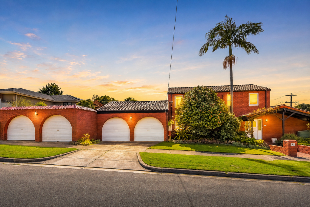67 Glen Tower Dr, Glen Waverley, VIC 3150