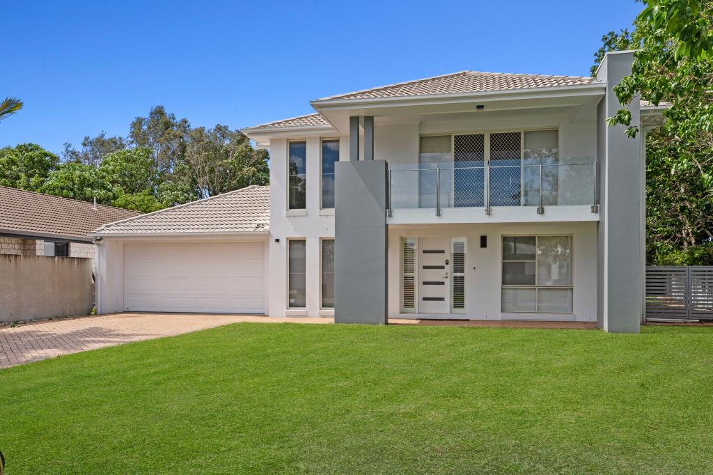 33 East Quay Dr, Biggera Waters, QLD 4216