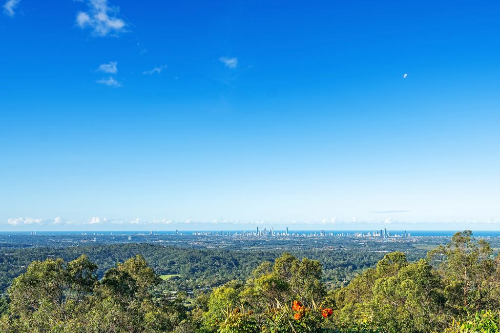 241 THE PANORAMA, TALLAI, QLD 4213