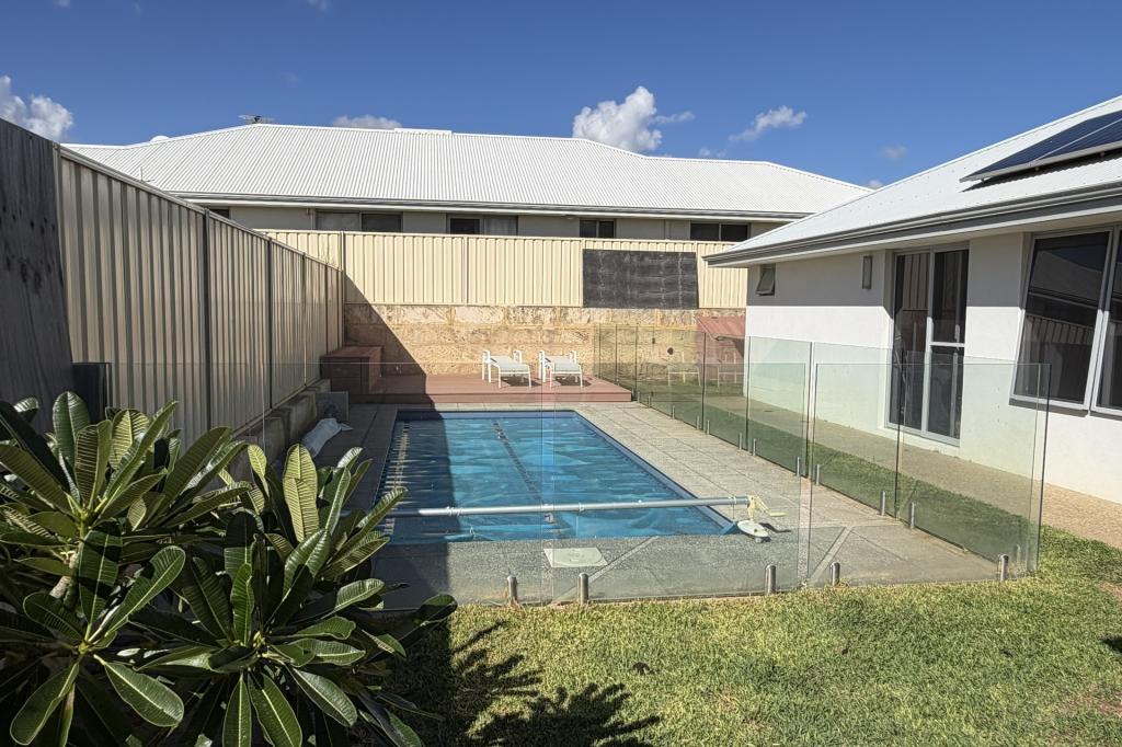 11 Windward Way, Drummond Cove, WA 6532