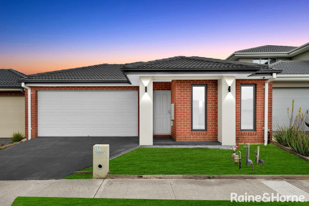 47 Surround Dr, Mambourin, VIC 3024