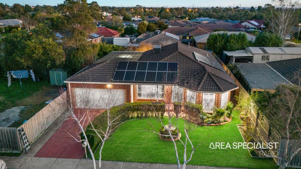 37 Horsfield St, Cranbourne North, VIC 3977