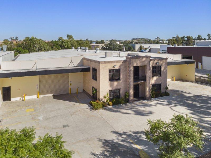 23 BADGALLY RD, CAMPBELLTOWN, NSW 2560