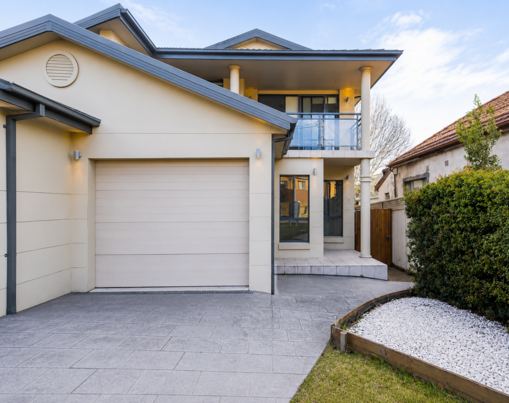 150a Burnett St, Merrylands, NSW 2160
