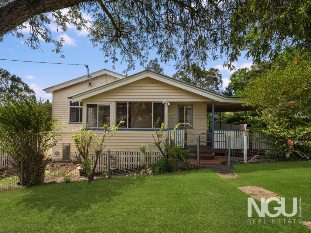 19 Williams St E, Woodend, QLD 4305