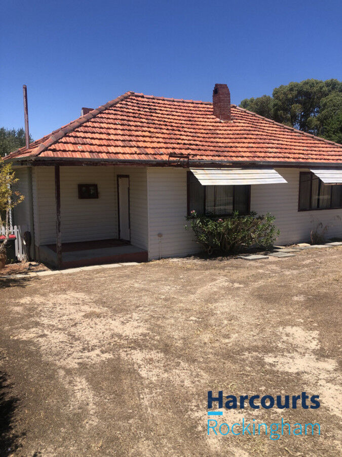 16 Carlisle St, Shoalwater, WA 6169