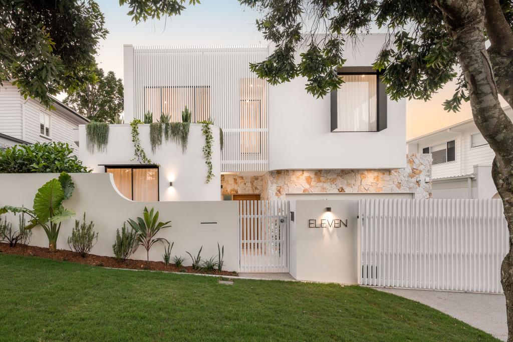 11 Lutzow St, Tarragindi, QLD 4121