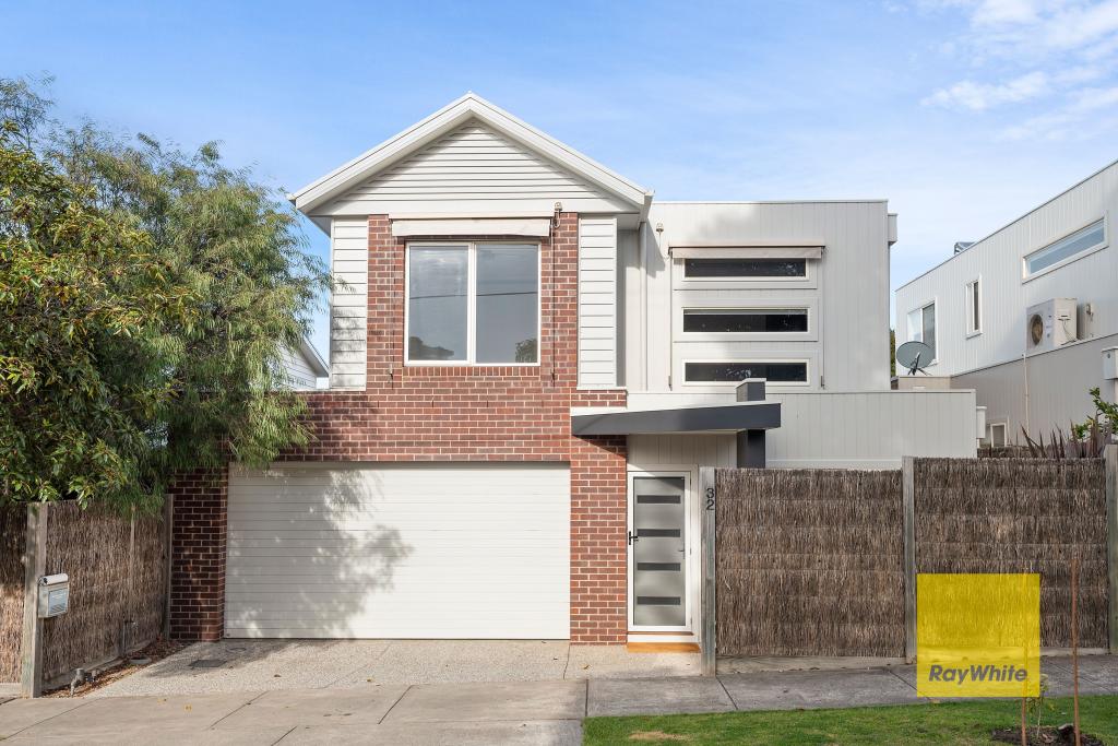 32 MURRAY ST, HIGHTON, VIC 3216