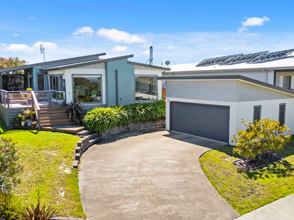 11 Bream Rd, Lake Tyers Beach, VIC 3909