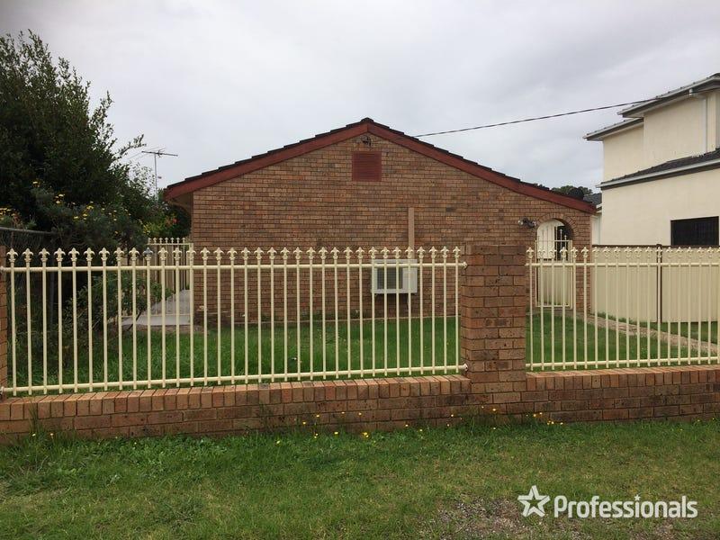 31 Earl St, Canley Heights, NSW 2166