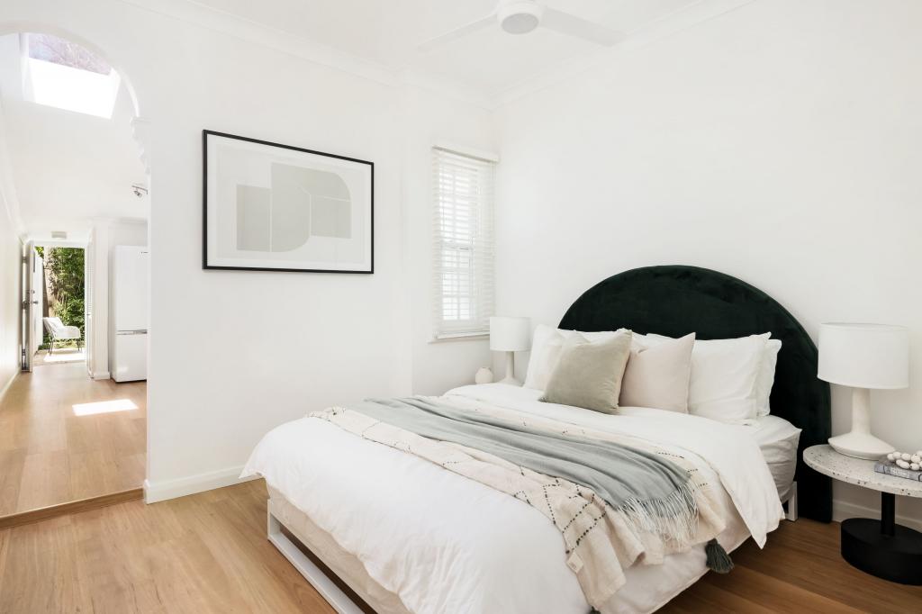 22 FLORA ST, ERSKINEVILLE, NSW 2043