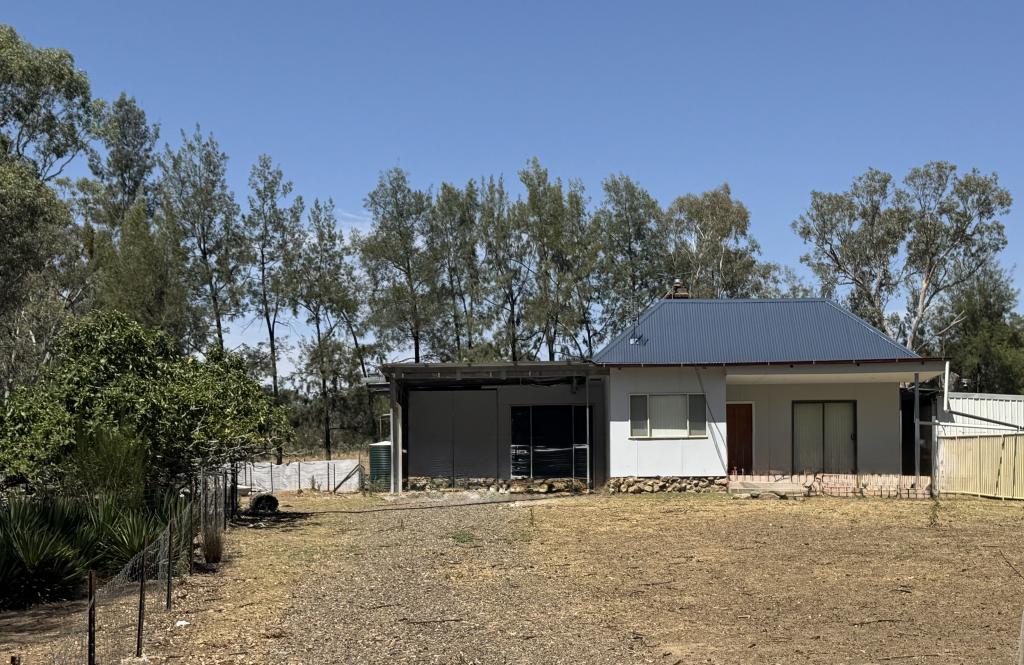 255 Milvale Rd, Young, NSW 2594