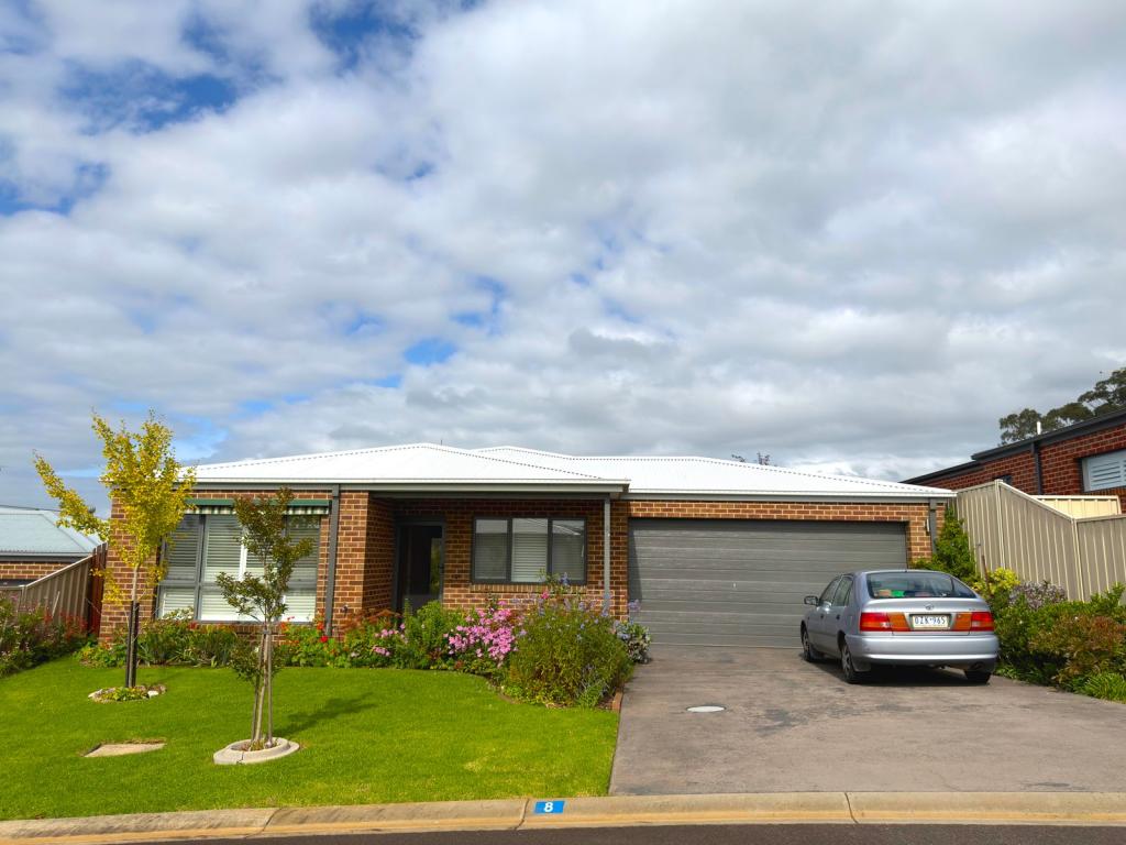 8 Moyes Ct, Neerim South, VIC 3831