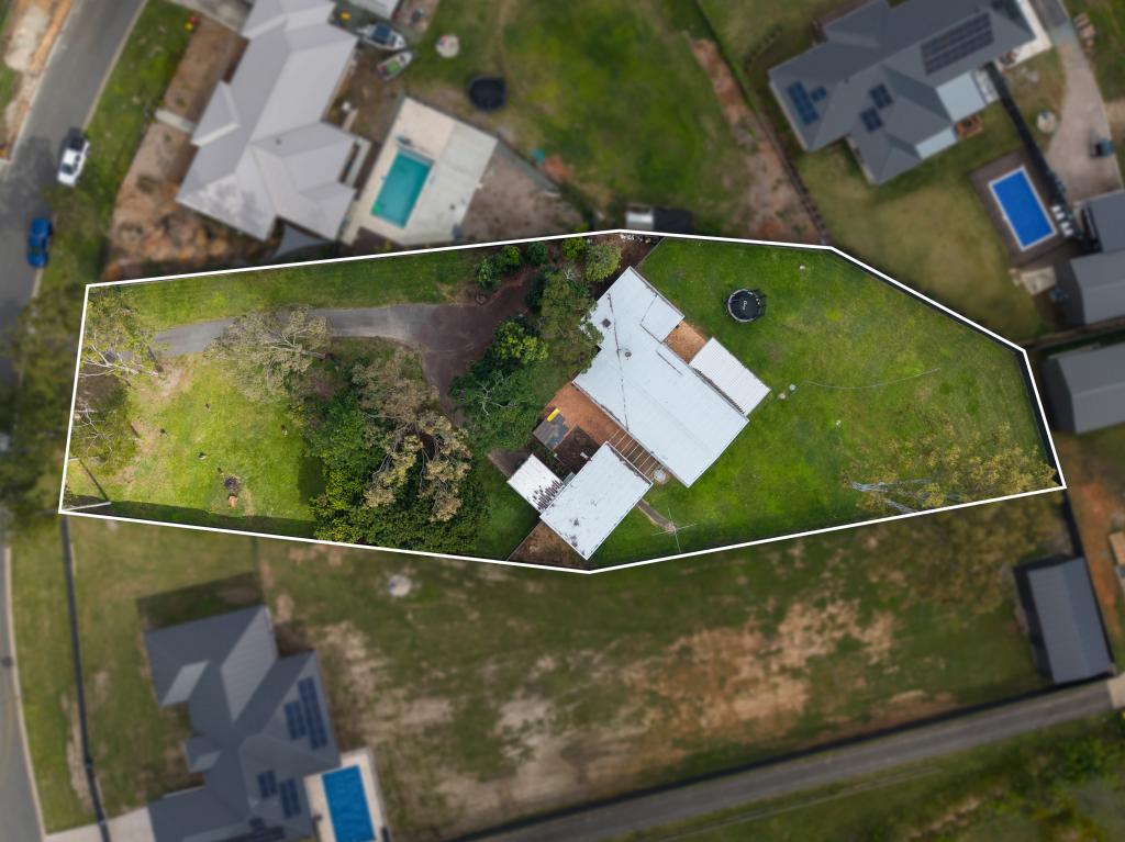 17 Ellwood Dr, Bellmere, QLD 4510