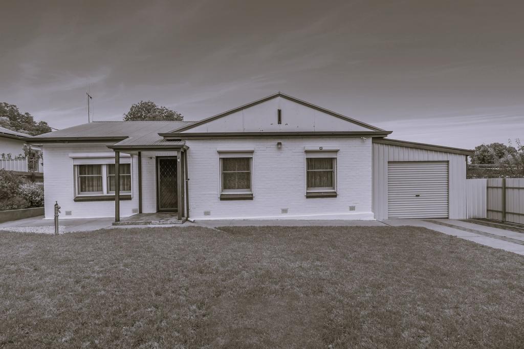 38 Acacia Ave, Loxton, SA 5333